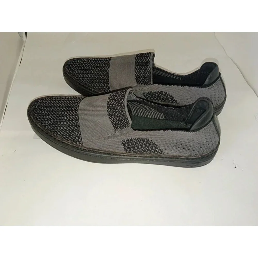 Uggs Sammy slip-on
